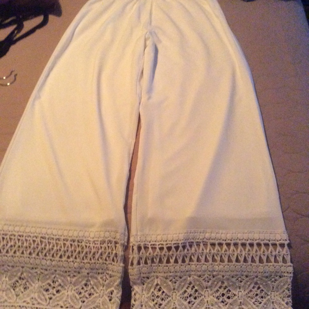 Beautiful white pants with lace on the bottom